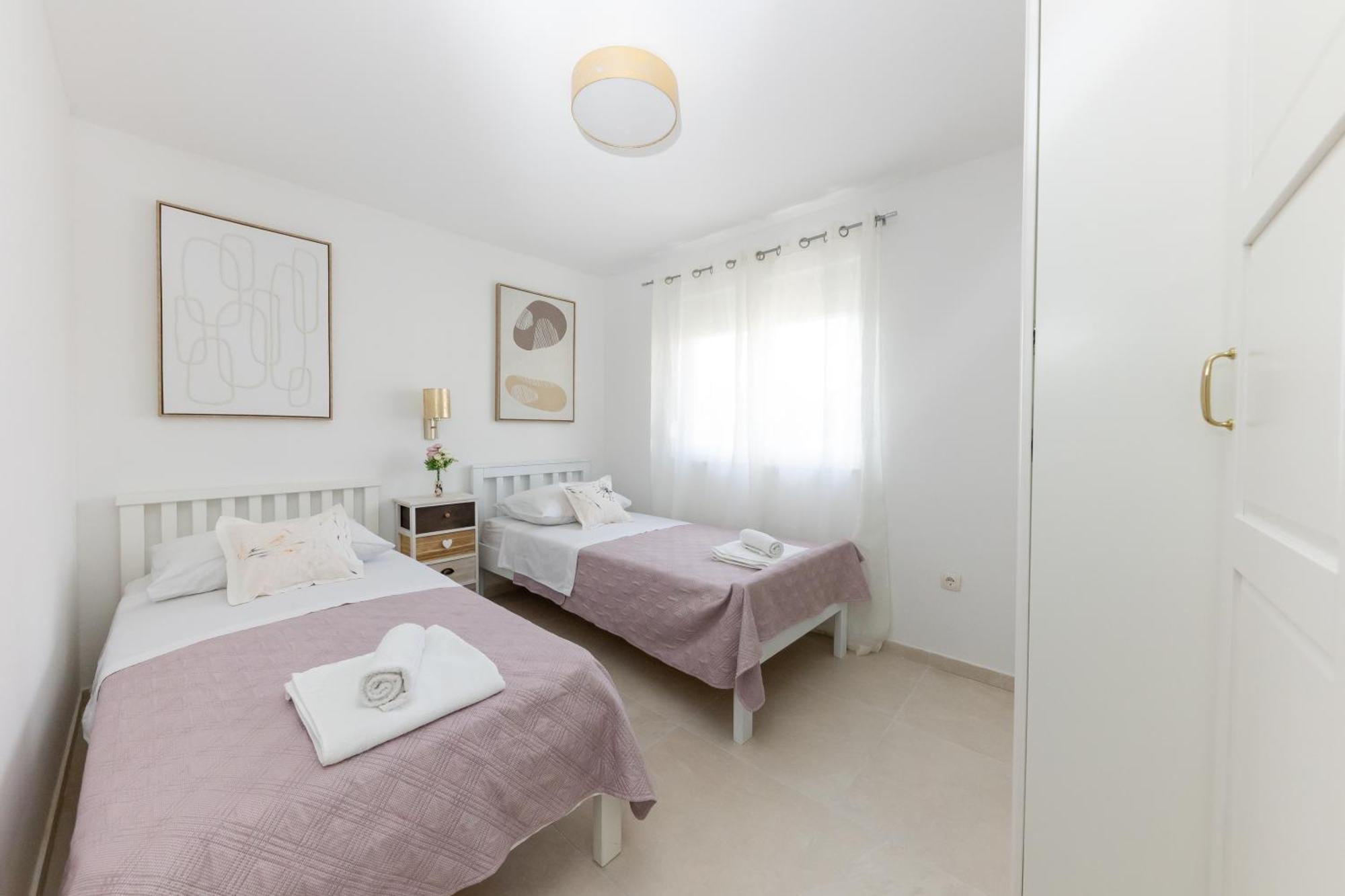 House Niko M With 6 Apartments Сплит Екстериор снимка